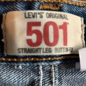 Levi’s 501 Button Fly Distressed Jeans W 3…